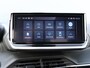 Peugeot 2008 136pk Hybrid Allure | Camera | Navigatie | Parkeersensoren VOOR+Achter | LEER/Stof | AUTOMAAT