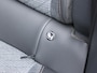 Peugeot 2008 136pk Hybrid Allure | Camera | Navigatie | Parkeersensoren VOOR+Achter | LEER/Stof | AUTOMAAT