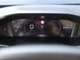 Peugeot 2008 136pk Hybrid Allure | Camera | Navigatie | Parkeersensoren VOOR+Achter | LEER/Stof | AUTOMAAT