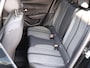 Peugeot 2008 136pk Hybrid Allure | Camera | Navigatie | Parkeersensoren VOOR+Achter | LEER/Stof | AUTOMAAT