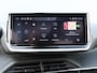 Peugeot 2008 136pk Hybrid Allure | Camera | Navigatie | Parkeersensoren VOOR+Achter | LEER/Stof | AUTOMAAT
