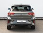 Volkswagen T-Roc R-Line-Edition 1.5 110 kW / 150 pk TSI | Camera | Trekhaak | 17" inch lm velgen | Keyless |