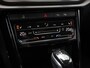 Volkswagen T-Roc R-Line-Edition 1.5 110 kW / 150 pk TSI | Camera | Trekhaak | 17" inch lm velgen | Keyless |