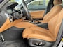 BMW 5-Serie Touring 530e M-Sport Plus Panoramadak Driving Ass Prof Keyless Rondzicht Camera Elek Stoelen Stoel + Stuurverwarming ACC DAB Head-Up Shadow Line BTW Tansanit Plug In Hybride 1e Eigenaar BTW Auto