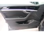 Volkswagen Touareg R-Line 3.0L V6 286pk > GRIJSKENTEKEN < Airco, Cruise, Navi, PDC, Luchtvering, Camera, Schuifdak, Trekhaak.