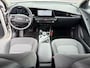 Kia e-Niro EV Light Edition 64.8 kWh | Accu = 100% | Navi | Climate & (adaptieve) cruise control | Apple Carplay & Andorid auto | Metallic lak | Fabrieksgarantie t/m 25-02-2031 + 3x 1 jaar* | NAP