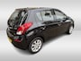 Hyundai i20 1.2i i-Deal | airco | lichtmetalen wielen | telefoon aansluiting |