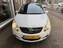 Opel Corsa 1.4-16V Color Edition | airco | lichtmetalen wielen |