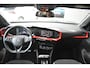 Opel Mokka-e GS Line 50kWh 3 Fase | Navigatie | Stoelverwarming | Dodehoek-Detectie | LED-Matrix | Achteruitrijcamera | Climate Control | 18"LMV | AllSeason | !!