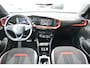 Opel Mokka-e GS Line 50kWh 3 Fase | Navigatie | Stoelverwarming | Dodehoek-Detectie | LED-Matrix | Achteruitrijcamera | Climate Control | 18"LMV | AllSeason | !!