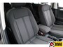 Volkswagen T-Roc 1.0 TSI 116 PK Business Edition | Stoelverw. | Apple Carplay / Android auto | PDC V+A | Automatisch inparkeren, Climate control, all season banden, extra getint glas achter