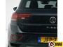 Volkswagen T-Roc 1.0 TSI 116 PK Business Edition | Stoelverw. | Apple Carplay / Android auto | PDC V+A | Automatisch inparkeren, Climate control, all season banden, extra getint glas achter