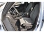 Volvo XC40 B4 211PK Automaat Plus Dark / Pilot assist / Semi-elektrisch inklapbare trekhaak / Google Services / Adaptive cruise control / Achteruitrij camera / Harman Kardon audio / Elektrisch bedienbare voorstoelen /