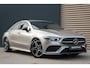 Mercedes-Benz CLA 200 Business Solution AMG | Mojave Silver | Night Pakket | Sfeerverlichting | Cruisecontrol