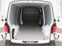 Volkswagen Transporter 2.0 TDi L2H3 28 Comfortline 110 Pk | Trekhaak | Cruise Control | Airco | Carplay | Navigatiesysteem | LED | Parkeersensoren | 57.724 Km!