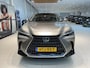 Lexus NX 450h+ AWD Executive Line | Schuif -/ kanteldak | Electrich bedienbare achterklep | 306 pk |