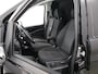 Mercedes-Benz Vito 116 CDI | L2 | AUT. | NL AUTO | DEALER ONDERHOUDEN | NAVIGATIE | CLIMATE CONTROL | CRUISE CONTROL | TREKHAAK | BETIMMERDE LAADRUIMTE | 17" LICHTMETALEN WIELEN | 3-ZITS | ACHTERUITRIJCAMERA | PARKEERSENSOREN