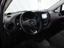 Mercedes-Benz Vito 116 CDI | L2 | AUT. | NL AUTO | DEALER ONDERHOUDEN | NAVIGATIE | CLIMATE CONTROL | CRUISE CONTROL | TREKHAAK | BETIMMERDE LAADRUIMTE | 17" LICHTMETALEN WIELEN | 3-ZITS | ACHTERUITRIJCAMERA | PARKEERSENSOREN