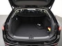 Volkswagen Passat Variant 1.5 eTSI Elegance Plug-In | Trekhaak | Leder | Panoramadak | Zondag Open!