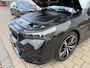 BMW i5 EDrive40 2024 M-PAKKET SHADOW PANORAMA LEDER HARMAN KARDON 1-EIG