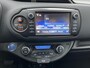 Toyota Yaris 1.5 Hybrid Bi-Tone | Parkeercamera | Stoelverwarming | Donker glas | Cruise control |