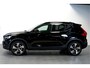 Volvo XC40 1.5 T4 155kW/211pk DCT7 Recharge R-Design PANORAMADAK + HARMAN/KARDON + LEER/ALCANTARA + EL.STOEL MET MEMORY + STOEL-&STUURVERWARMING + ADAPT.CRUISE + LANE ASSIST + NAVI SENSUS + KEYLESS ENTRY&GO + CAMERA + PARKSENSOREN V&A + 19" LM-VELGEN!!