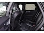 Volvo XC60 T6 Recharge AWD Ultra Black Edition - LONG RANGE - Luchtvering - Panorama/schuifdak - IntelliSafe Assist & Surround - 360º Camera - Adaptieve LED koplampen - Verwarmde voorstoelen, stuur & achterbank - Parkeersensoren voor & achter - Elektr. bedienb. voorstoelen met geheugen - Head up display - Draadloze tel. lader - Extra getint glas - Elektr. inklapbare trekhaak - 21' LMV