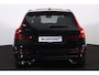 Volvo XC60 T6 Recharge AWD Ultra Black Edition - LONG RANGE - Luchtvering - Panorama/schuifdak - IntelliSafe Assist & Surround - 360º Camera - Adaptieve LED koplampen - Verwarmde voorstoelen, stuur & achterbank - Parkeersensoren voor & achter - Elektr. bedienb. voorstoelen met geheugen - Draadloze tel. lader - Extra getint glas - Elektr. inklapbare trekhaak - 21' LMV