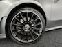 Mercedes-Benz A-klasse 250 e AMG Line | AMG pakket | Ambient Light | Schuif/Kanteldak | PHEV | Navi |