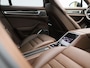 Porsche Panamera Sport Turismo 4.0 Turbo S E-Hybrid | SPORTDESIGN | SPORTCHRONO | BURMESTER AUDIO | SOFTCLOSE | SPORTUITLAATSYSTEEM | STOELVENTILATIE VOOR EN ACHTER | VIERWIELBESTURING | PANORAMA/SCHUIF-KANTELDAK | PDSL + | PASM LUCHTVERING |