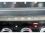 Renault Captur 1.6 E-Tech Hybrid 145 Intens *Automaat*Navigatie via Carplay*Parkeercamera*Climate Control*Parkeersensoren*LM. Velgen*Carplay*Dealer onderhouden!