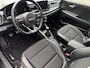 Kia Rio 1.0 T-GDi MHEV GT-Line Navigatiesysteem | Achteruitrijcamera | Stoelverwarming | Stuurverwarming | Elektrisch schuif- kanteldak | Climate Control | GT Line | Parkeersensoren achter | DAB radio | 12 maanden BOVAG garantie