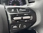 Kia Rio 1.0 T-GDi MHEV GT-Line Navigatiesysteem | Achteruitrijcamera | Stoelverwarming | Stuurverwarming | Elektrisch schuif- kanteldak | Climate Control | GT Line | Parkeersensoren achter | DAB radio | 12 maanden BOVAG garantie