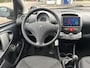 Peugeot 107 1.0-12V XR 5 Deurs Airco Keurige en Nette auto NAP