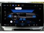 Volkswagen Passat Variant 1.5 eTSI 150 pk | Incl. 12 maanden Garantie | Stoel/stuur verwarming | Achteruitrijcamera | Adaptive cruise controle | Dodehoekdetectie | Parkeersensoren V+A | Navigatie | Apple CarPlay/Android Auto | Draadloze telefoonlader | Climate controle | Lane assist | Keyless start | LED Koplampen | 17 Inch LMV | Schakelmogelijkheid aan stuurwiel |