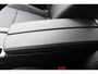 Volkswagen Passat Variant 1.5 eTSI 150 pk | Incl. 12 maanden Garantie | Stoel/stuur verwarming | Achteruitrijcamera | Adaptive cruise controle | Dodehoekdetectie | Parkeersensoren V+A | Navigatie | Apple CarPlay/Android Auto | Draadloze telefoonlader | Climate controle | Lane assist | Keyless start | LED Koplampen | 17 Inch LMV | Schakelmogelijkheid aan stuurwiel |