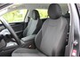 Volkswagen Passat Variant 1.5 eTSI 150 pk | Incl. 12 maanden Garantie | Stoel/stuur verwarming | Achteruitrijcamera | Adaptive cruise controle | Dodehoekdetectie | Parkeersensoren V+A | Navigatie | Apple CarPlay/Android Auto | Draadloze telefoonlader | Climate controle | Lane assist | Keyless start | LED Koplampen | 17 Inch LMV | Schakelmogelijkheid aan stuurwiel |