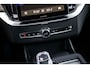 Volvo XC90 2.0 T8 Plug-in hybrid AWD Ultra Dark Executive Edition | | Luchtvering | Panoramadak | Stoel-/Stuurverwarming | Massagestoelen | 360° parkeercamera | Head-Up Display | LED Matrix koplampen | Adaptieve Cruise Control |