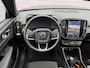 Volvo EX40 Single Motor Extended Range Ultra Black Ed. 82 kWh 17% Bijtelling | Trekhaak | Panorama-schuifdak | Pixel-LED | Nubuck | 360° Camera | VOL