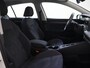 Volkswagen Golf 1.4 eHybrid Style | Parkeersensoren | 3-zone airco | Stoel- en stuurwielverwarming | Adaptieve cruise control | CarPlay | Digital cockpit |