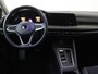 Volkswagen Golf 1.4 eHybrid Style | Parkeersensoren | 3-zone airco | Stoel- en stuurwielverwarming | Adaptieve cruise control | CarPlay | Digital cockpit |
