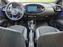 Toyota Aygo X 1.0 VVT-i S-CVT Envy | Stoelverwarming | Navigatie | Parkeersensoren | Licht metalen velgen | Keyless entry |