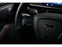 Ford Mustang Mach-E Extended First Edition AWD 98 kWh ALLE OPTIES! | Pano-dak | B&O audio | Technology pack + | 360 Camera | 100% Dealer Onderhouden! | Afneembare Trekhaak | Stuur, Stoel & Voorruit Verwarming | Standkachel | Volledig Lederen Bek