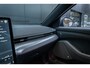Ford Mustang Mach-E Extended First Edition AWD 98 kWh ALLE OPTIES! | Pano-dak | B&O audio | Technology pack + | 360 Camera | 100% Dealer Onderhouden! | Afneembare Trekhaak | Stuur, Stoel & Voorruit Verwarming | Standkachel | Volledig Lederen Bek