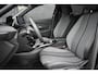 Peugeot e-2008 EV Allure 50 kWh 3 Fase | Navigatie | Parkeersensoren v/a | Climate Control | Half-Leder | Full-LED | !!
