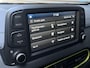 Hyundai Kona 1.6 T-GDI 177PK Premium | 4 wielaandrijving | 18'' Bi-Color LMV | Lederen bekleding | Sterke motor |