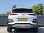 Hyundai Kona 1.6 T-GDI 177PK Premium | 4 wielaandrijving | 18'' Bi-Color LMV | Lederen bekleding | Sterke motor |