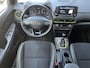 Hyundai Kona 1.6 T-GDI 177PK Premium | 4 wielaandrijving | 18'' Bi-Color LMV | Lederen bekleding | Sterke motor |