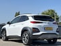 Hyundai Kona 1.6 T-GDI 177PK Premium | 4 wielaandrijving | 18'' Bi-Color LMV | Lederen bekleding | Sterke motor |