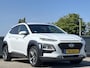 Hyundai Kona 1.6 T-GDI 177PK Premium | 4 wielaandrijving | 18'' Bi-Color LMV | Lederen bekleding | Sterke motor |